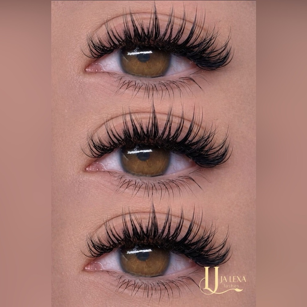 Dramatic Black False Eyelashes